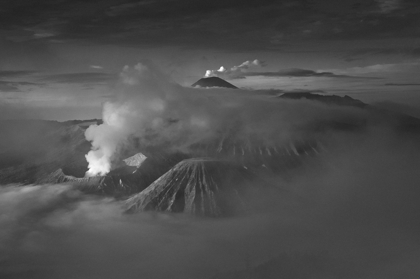 Hengki Koentjoro, Bromo