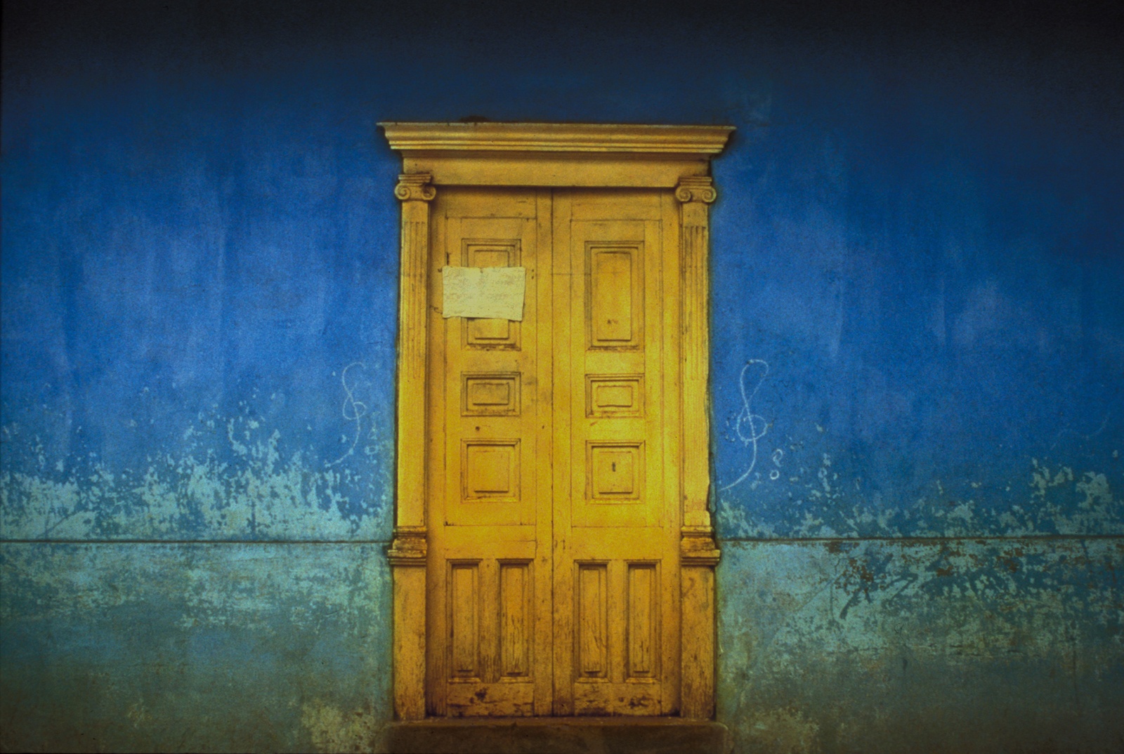 Jeffrey Becom, House of the Music Teacher, Juaja, Huancayo, Peru, 2004