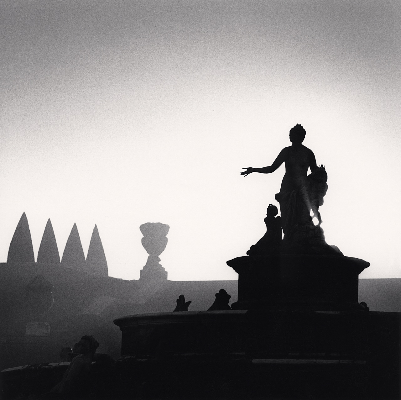 Michael Kenna, Bassin de Latone, Versailles, France, 1997