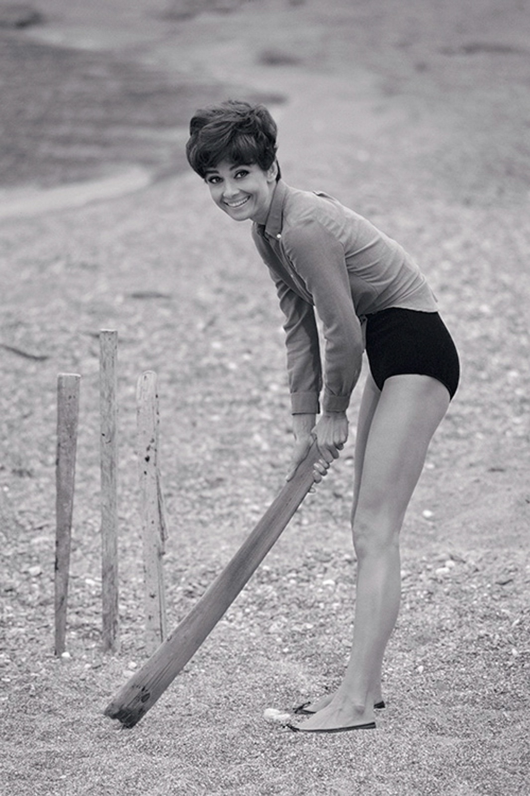 Terry O'Neill, Audrey Hepburn Plays Cricket, South of France, 1966