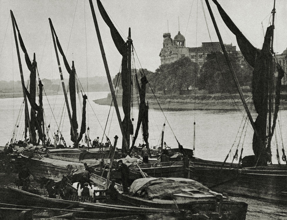 Alvin Langdon Coburn, Harrods, London, c.1909