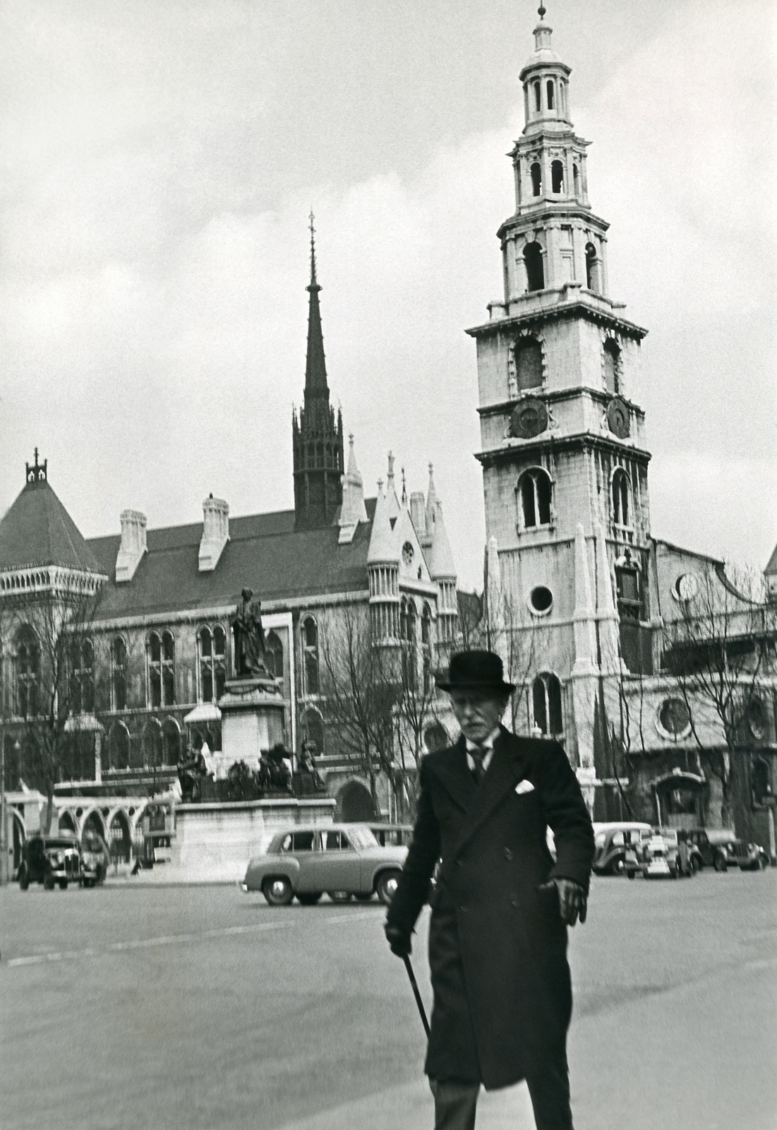 Henri Cartier-Bresson, St. Mary Le Strand Church, London, 1953