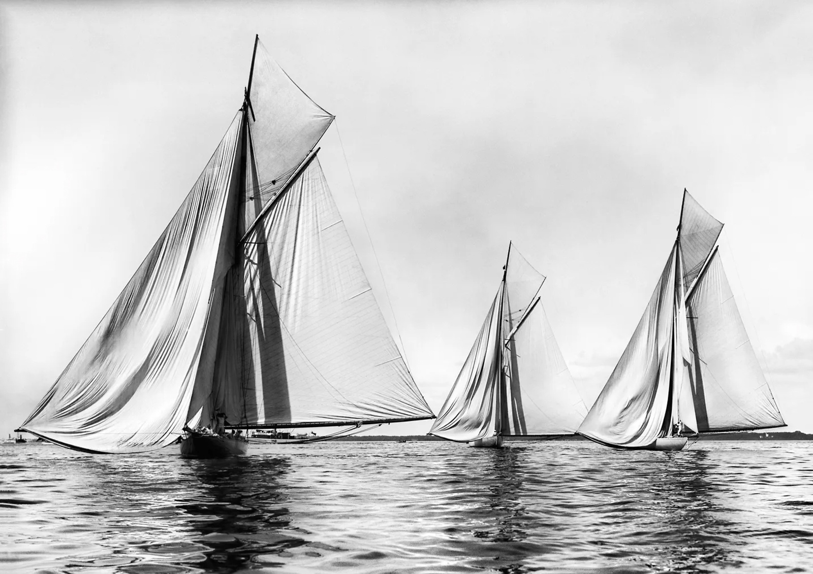 Beken Of Cowes Archive, Sailing Yacht Sonya Becalmed, 1905