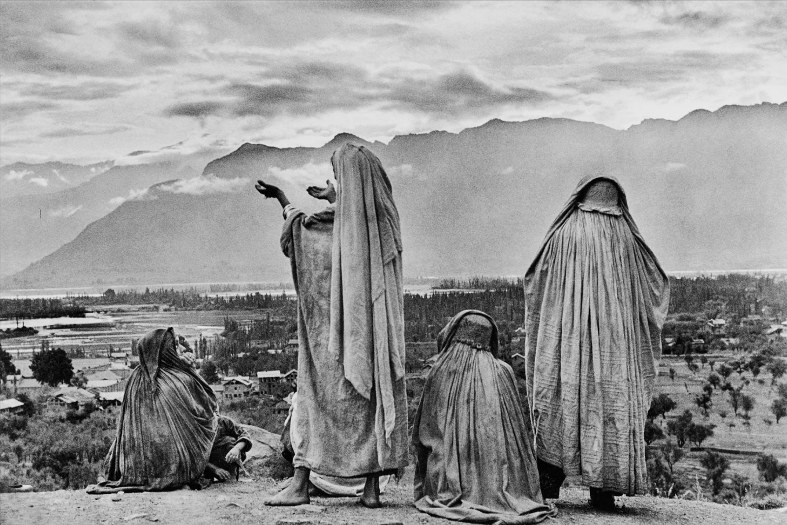 Henri Cartier-Bresson, Srinagar, Kashmir, 1948