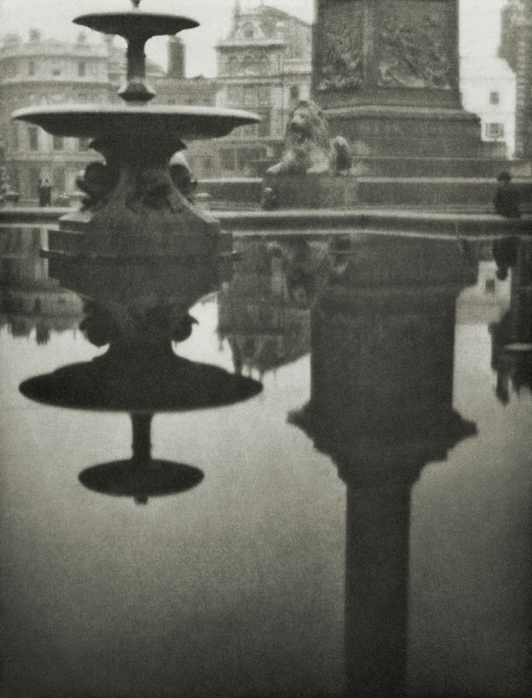 Alvin Langdon Coburn, Trafalgar Square, London, 1909