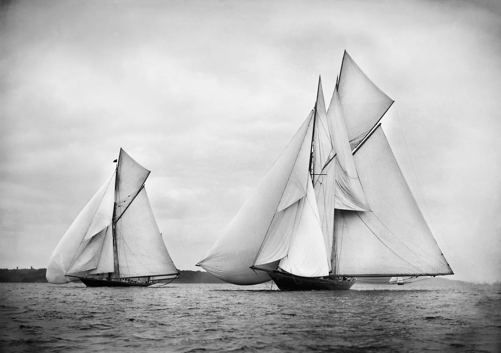 Beken Of Cowes Archive, Sailing Yacht Satanita &Rainbow, 1898