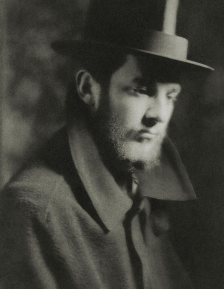 Alvin Langdon Coburn, Self portrait, 1905