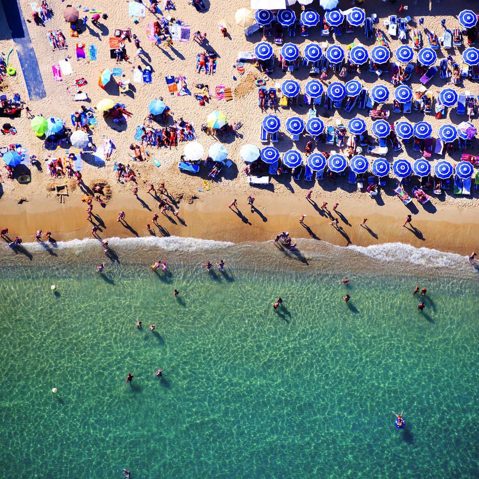 Tommy Clarke, Blue Umbrellas, St. Tropez, 2014