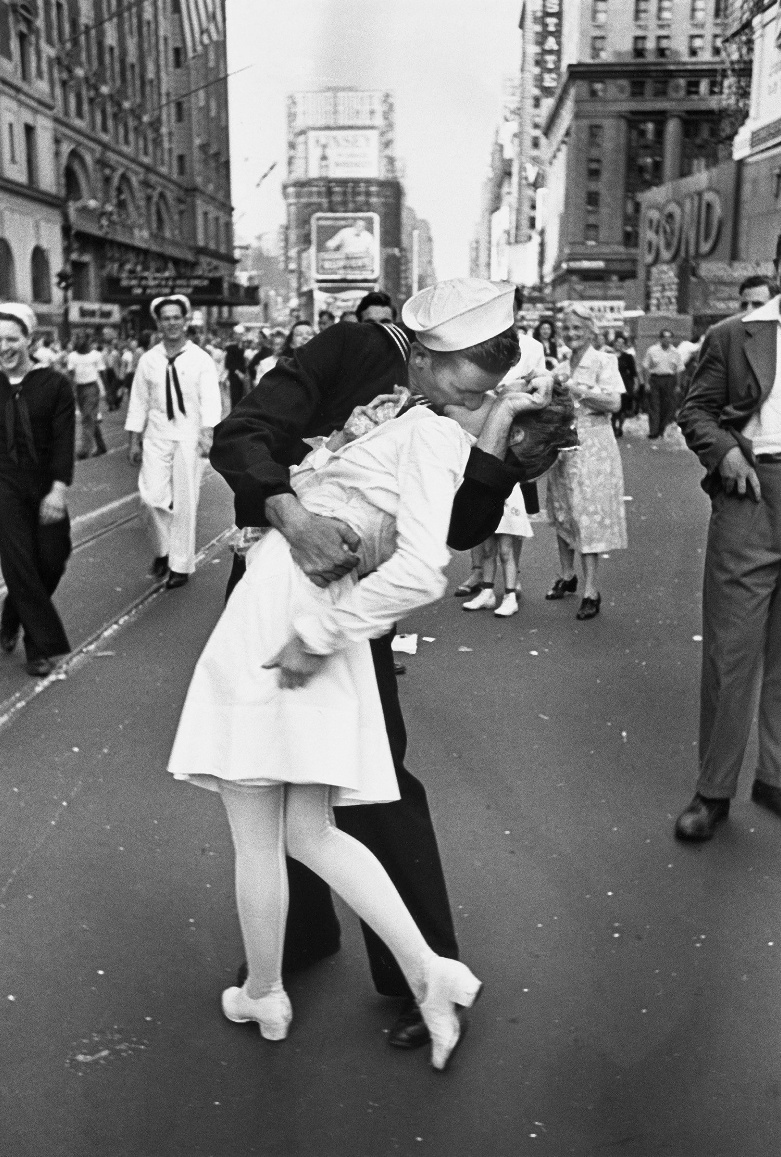 Alfred Eisenstaedt, V J Day, Times Square, New York City, USA, 1963
