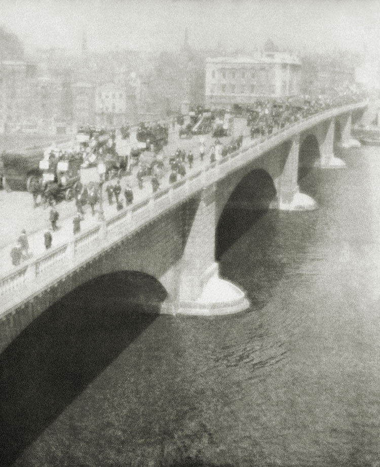 Alvin Langdon Coburn, London Bridge, London, 1909