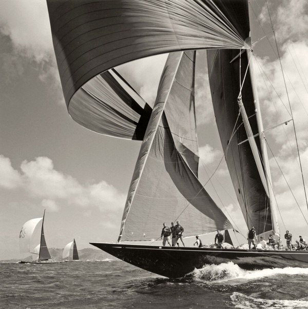 Michael Kahn, Velsheda Sets Her Spinnaker