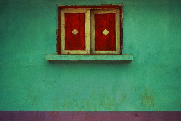 Jeffrey Becom, Diamond Shutters, San Martín Sacatepéquez, Quezaltenango, Guatemala, 1995