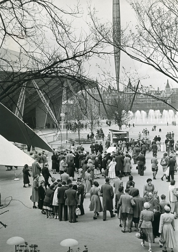 Henri Cartier-Bresson Visiting The Festival Of Britain, London, 1951