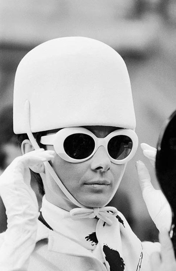 Terry O'Neill, Audrey Hepburn, St Tropez (Hat), 1967