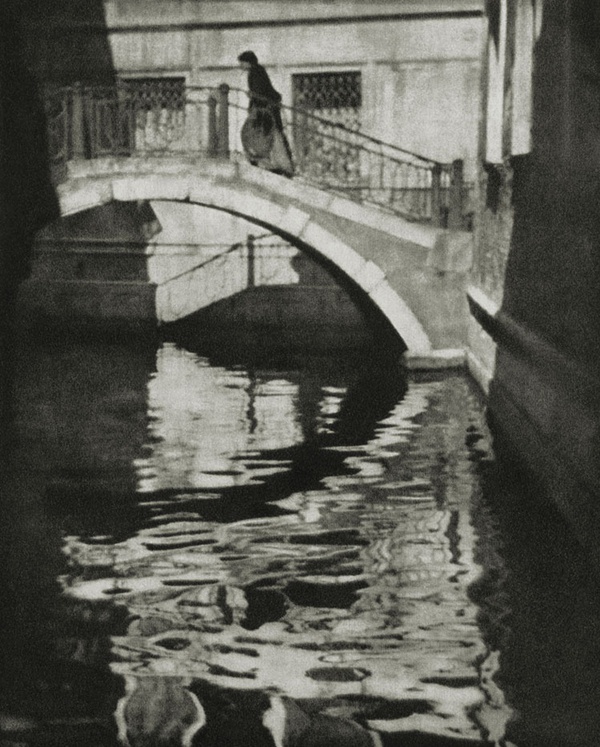 Alvin Langdon Coburn, Shadows And Reflections, Venice, Italy, c.1909