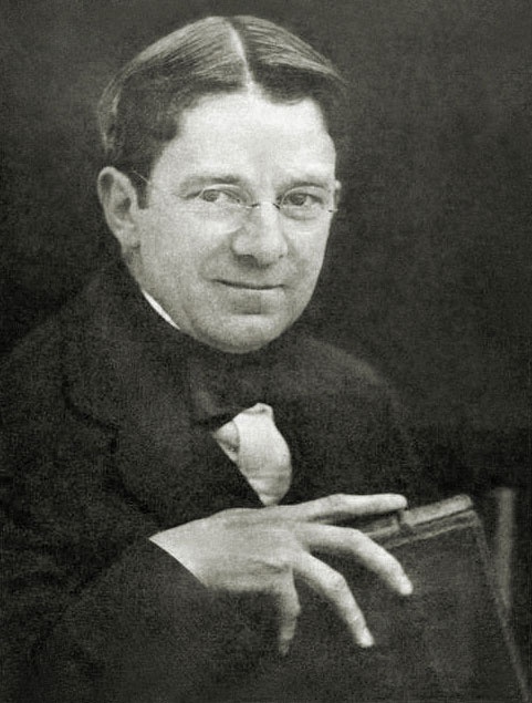 Alvin Langdon Coburn, Self Portrait, 1922