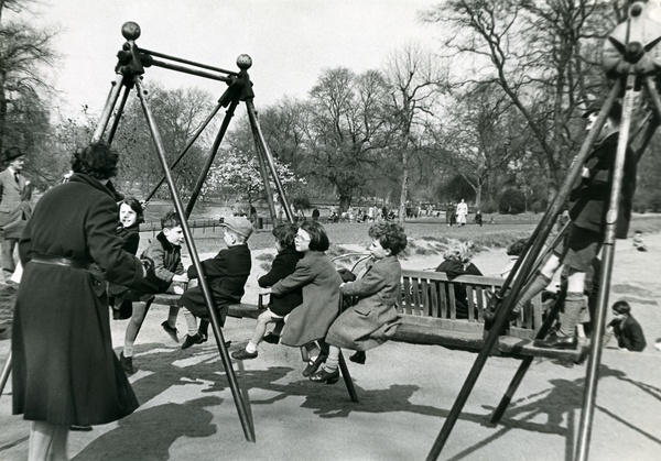 Henri Cartier-Bresson Children Playing In St. James's Park, London, 1953