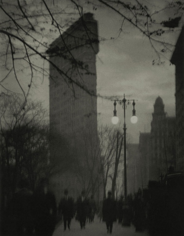 Alvin Langdon Coburn, The Flatiron Building, New York, USA, 1911
