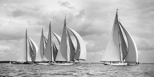 Beken Of Cowes Archive, Sailing Yacht Britannia K1, Astra K2, Shamrock V K3, Candida K8 & Velsheda K7, August, 1934