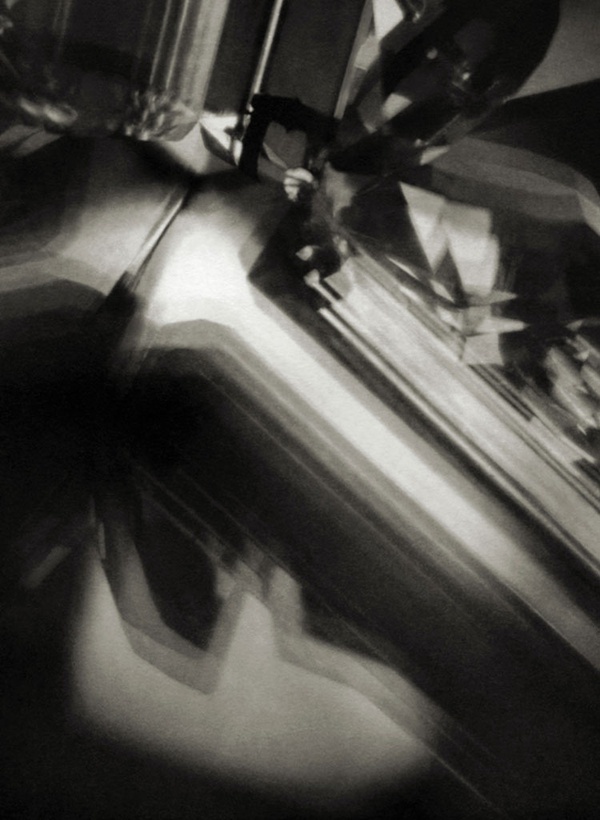 Alvin Langdon Coburn, Shaft Of Light Vortograph, 1917