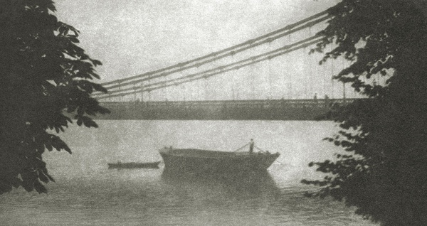 Alvin Langdon Coburn, Thameside Twilight, London, c.1909
