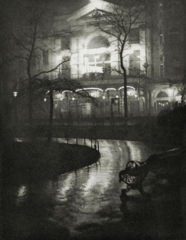 Alvin Langdon Coburn, Leicester Square, London, 1909