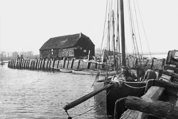 Bosham Gallery Archive, Alongside The Quay, Bosham, England c1911