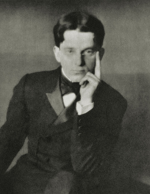 Alvin Langdon Coburn, Self Portrait, c.1909