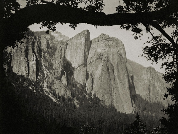 Alvin Langdon Coburn, Cathedral Rocks, Yosemite, 1911