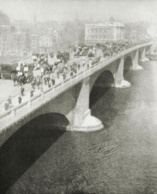 Alvin Langdon Coburn, London Bridge, London, 1909